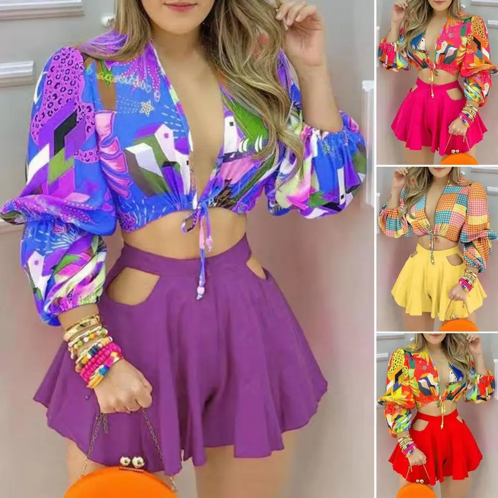 2Pcs/Set Women Shorts Suit Top Shorts Skirt Printing Retro Loose Fit Long Lantern Sleeve Shorts Suit Streetwear
2Pcs/Set Women Shorts Suit Top Shorts Skirt Printing Retro Loose Fit Long Lantern Sleeve Shorts Suit Streetwear