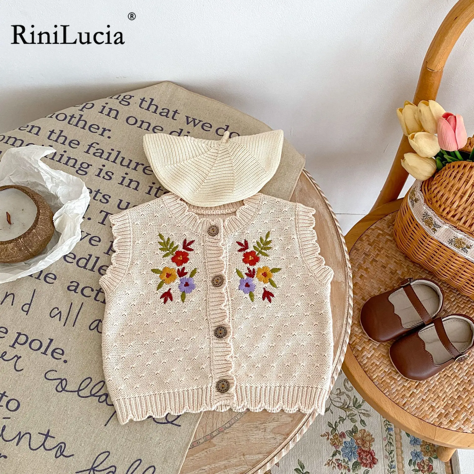 2023 New Children's Vest for Girls Floral Embroidery Waistcoats Outwear Jackets Girl Baby Clothing Sweet Kids Vest
2023 New Children's Vest for Girls Floral Embroidery Waistcoats Outwear Jackets Girl Baby Clothing Sweet Kids Vest