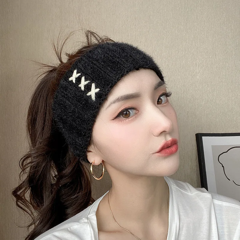 Luxury Brand 2021 Women Bow-knot Hairband Female Design Print New Simple Wide-sided Non-slip Elegant Headband
Luxury Brand 2021 Women Bow-knot Hairband Female Design Print New Simple Wide-sided Non-slip Elegant Headband