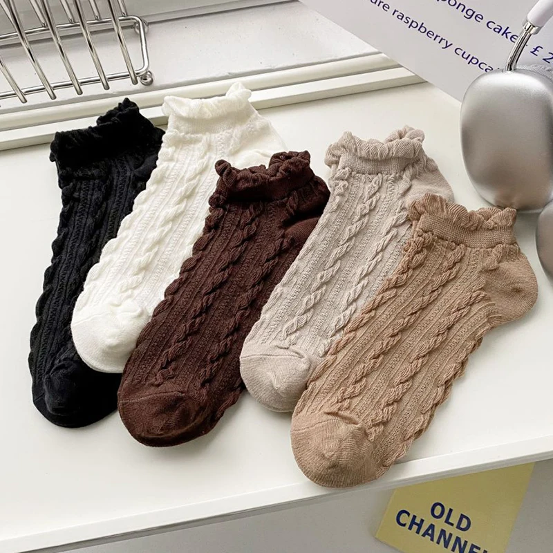 5 PairLot Low Tube Lolita Socks Women Japanese Style Cute Short Cotton Socks Ruffle Fashion Retro Kawai Ankle Female Breathable
5 PairLot Low Tube Lolita Socks Women Japanese Style Cute Short Cotton Socks Ruffle Fashion Retro Kawai Ankle Female Breathable