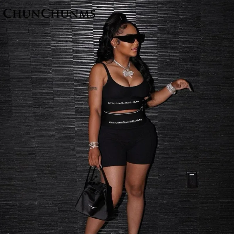 2022 summer new high waist and low chest printed letters casual shorts vest suit women
2022 summer new high waist and low chest printed letters casual shorts vest suit women