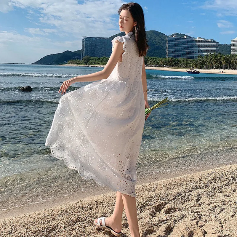 Fairy White Dress Women Summer Skirt Lotus Edge Sleeveless V-neck Hollow Out Dresses Elegant French Sweet Lady Office Wear Boho
Fairy White Dress Women Summer Skirt Lotus Edge Sleeveless V-neck Hollow Out Dresses Elegant French Sweet Lady Office Wear Boho