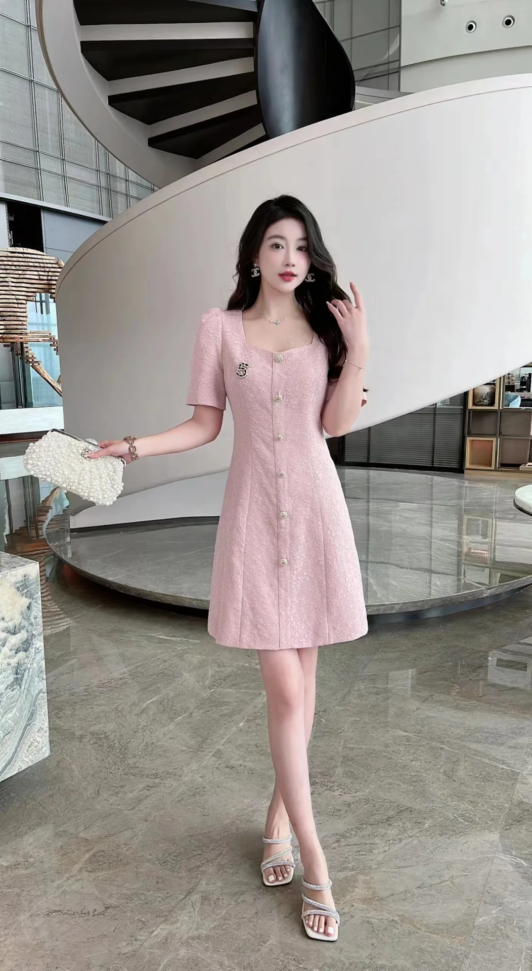 2023 Spring/Summer Fashion New Women's Clothing Contrast Color Square Collar Dress 0704
2023 Spring/Summer Fashion New Women's Clothing Contrast Color Square Collar Dress 0704