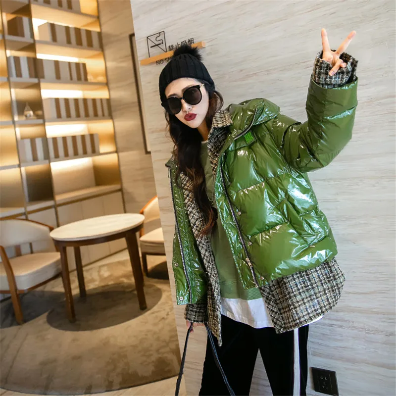 2022 New Fashion Fake Two-Piece Ladies Down Jacket Shiny Disposable Hooded Short Warm Ladies Coat
2022 New Fashion Fake Two-Piece Ladies Down Jacket Shiny Disposable Hooded Short Warm Ladies Coat