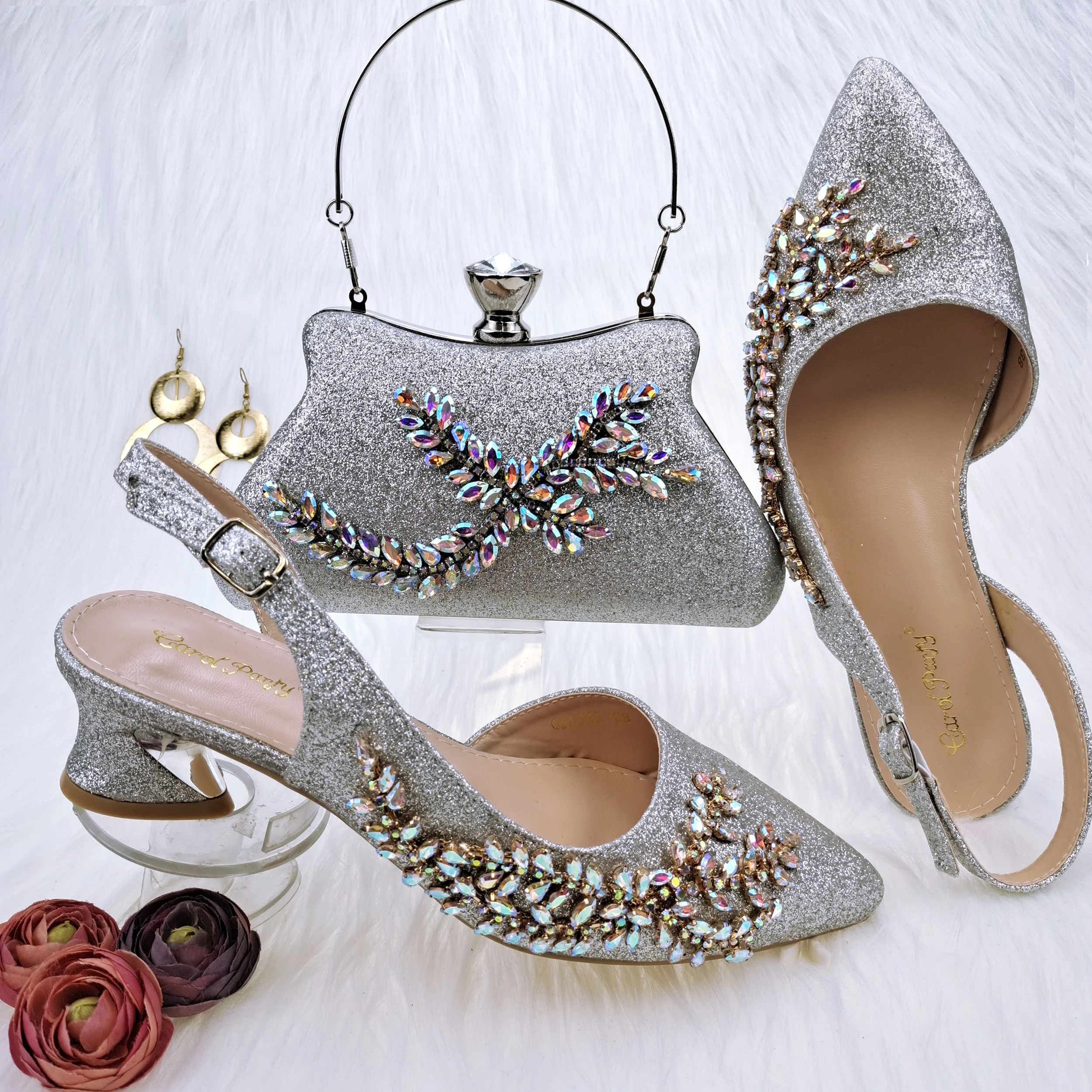 Carol Party Hot Selling Noble Silver Color Comfortable Streamline Style Party Ladies Shoes And Bag Decorated With Rhinestone
Carol Party Hot Selling Noble Silver Color Comfortable Streamline Style Party Ladies Shoes And Bag Decorated With Rhinestone