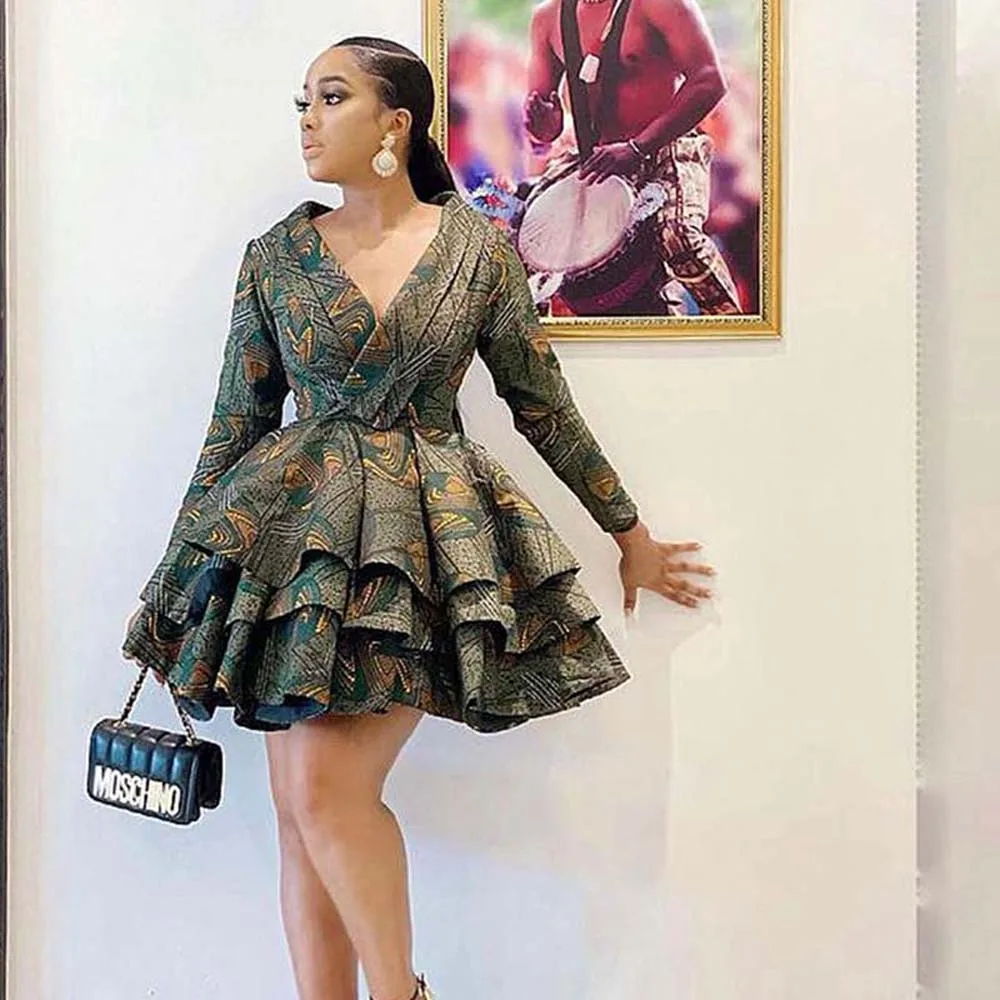 Fashion Women Dress Sexy V-Neck Print Spring Long Sleeve Ladies Half Body Short Mid Waist Cake Dress African Print For Women
Fashion Women Dress Sexy V-Neck Print Spring Long Sleeve Ladies Half Body Short Mid Waist Cake Dress African Print For Women