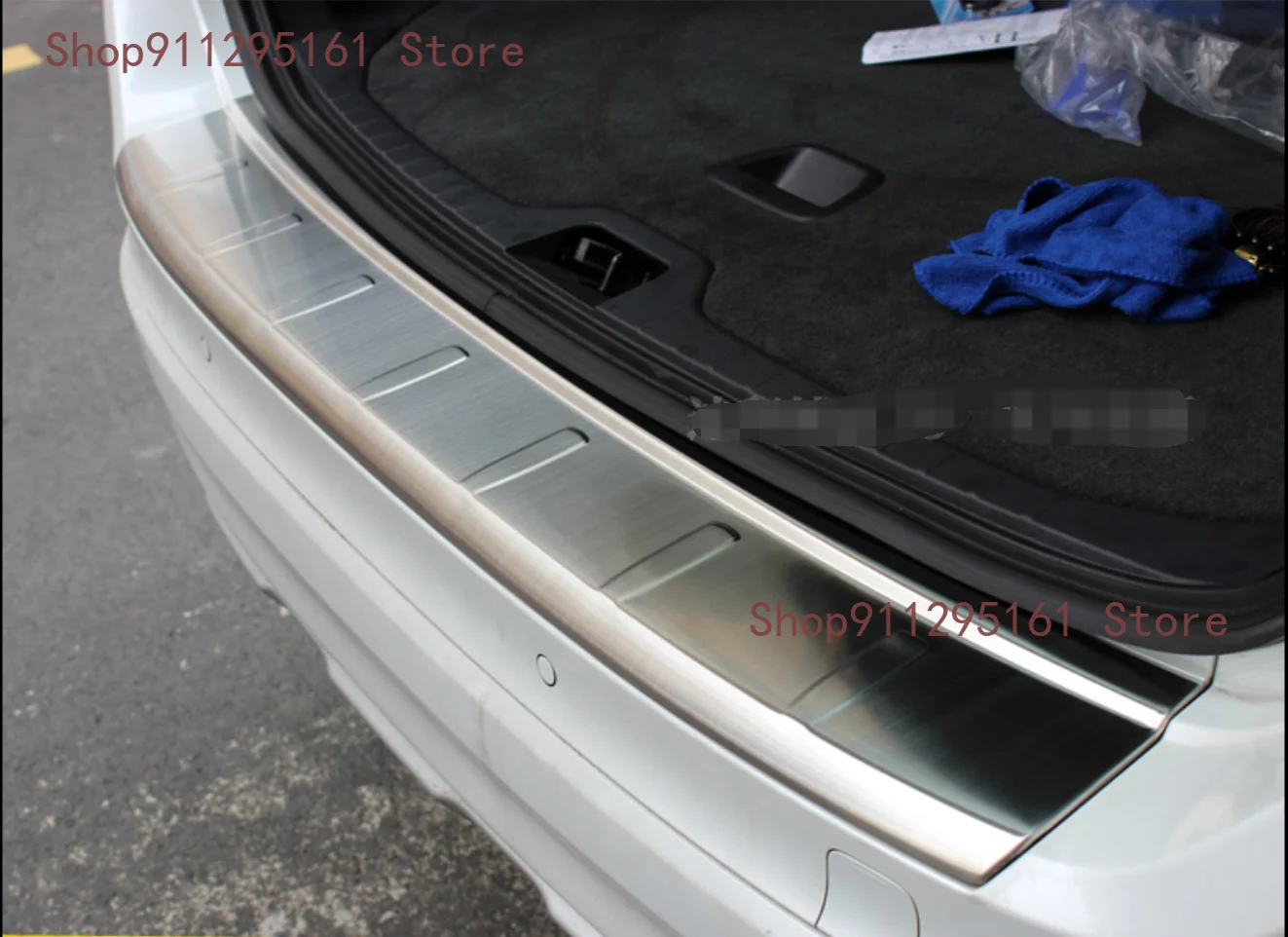 For Volvo Xc60 2009 2010 2011 2012 Car styling stainless steel Rear Bumper Protector Sill Trunk Tread Plate Trim
For Volvo Xc60 2009 2010 2011 2012 Car styling stainless steel Rear Bumper Protector Sill Trunk Tread Plate Trim