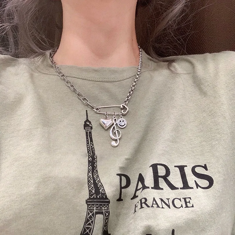 New INS Fashion Silver Necklace Ladies Retro Handmade Love Clavicle Chain Birthday Fashion Jewelry Temperament Jewelry
New INS Fashion Silver Necklace Ladies Retro Handmade Love Clavicle Chain Birthday Fashion Jewelry Temperament Jewelry