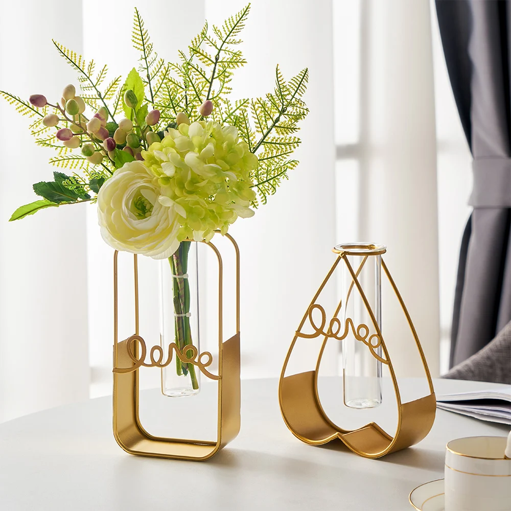 Gold Glass Flowers Vase Modern Nordic Home Decorations Living Room Decoration Terrarium Metal Vases Office Desk Accessories Gift
Gold Glass Flowers Vase Modern Nordic Home Decorations Living Room Decoration Terrarium Metal Vases Office Desk Accessories Gift