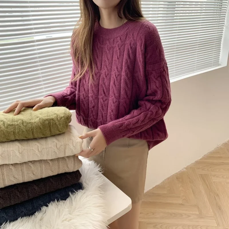 Sweater women solid color twist loose outer wear autumn and winter new o neck thick tops loose wind knitted bottoming sweater
Sweater women solid color twist loose outer wear autumn and winter new o neck thick tops loose wind knitted bottoming sweater