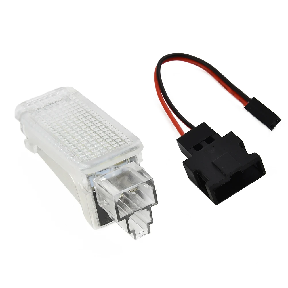 High Quality LED Trunk Light Car Accessories 3528 SMD For SEAT Leon Mk3 (5F) 13-19 LED Luggage Compartment Light
High Quality LED Trunk Light Car Accessories 3528 SMD For SEAT Leon Mk3 (5F) 13-19 LED Luggage Compartment Light