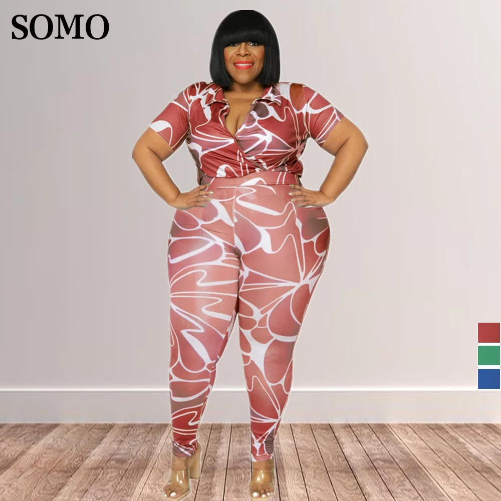 Женский боди с V-образным вырезом и длинными брюками
Женский боди с V-образным вырезом и длинными брюками