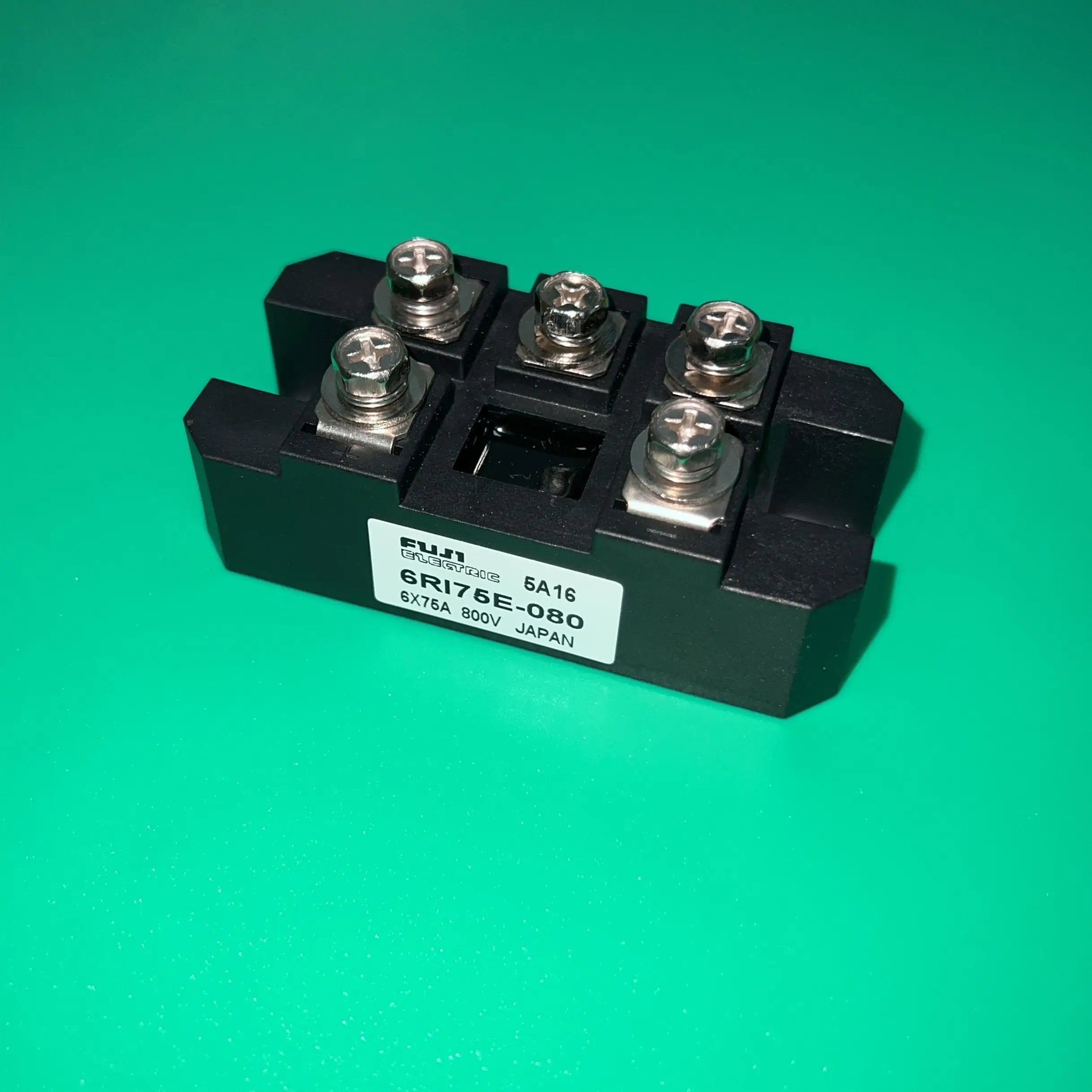 6RI75E-080 6x75A 800 в модуль диода питания 6RI75 E-080 IGBT 6RI75E080 6RI75-E080 6RI 75E-080 6R I75E-080 6 RI75E-080 6R175E-080
6RI75E-080 6x75A 800 в модуль диода питания 6RI75 E-080 IGBT 6RI75E080 6RI75-E080 6RI 75E-080 6R I75E-080 6 RI75E-080 6R175E-080