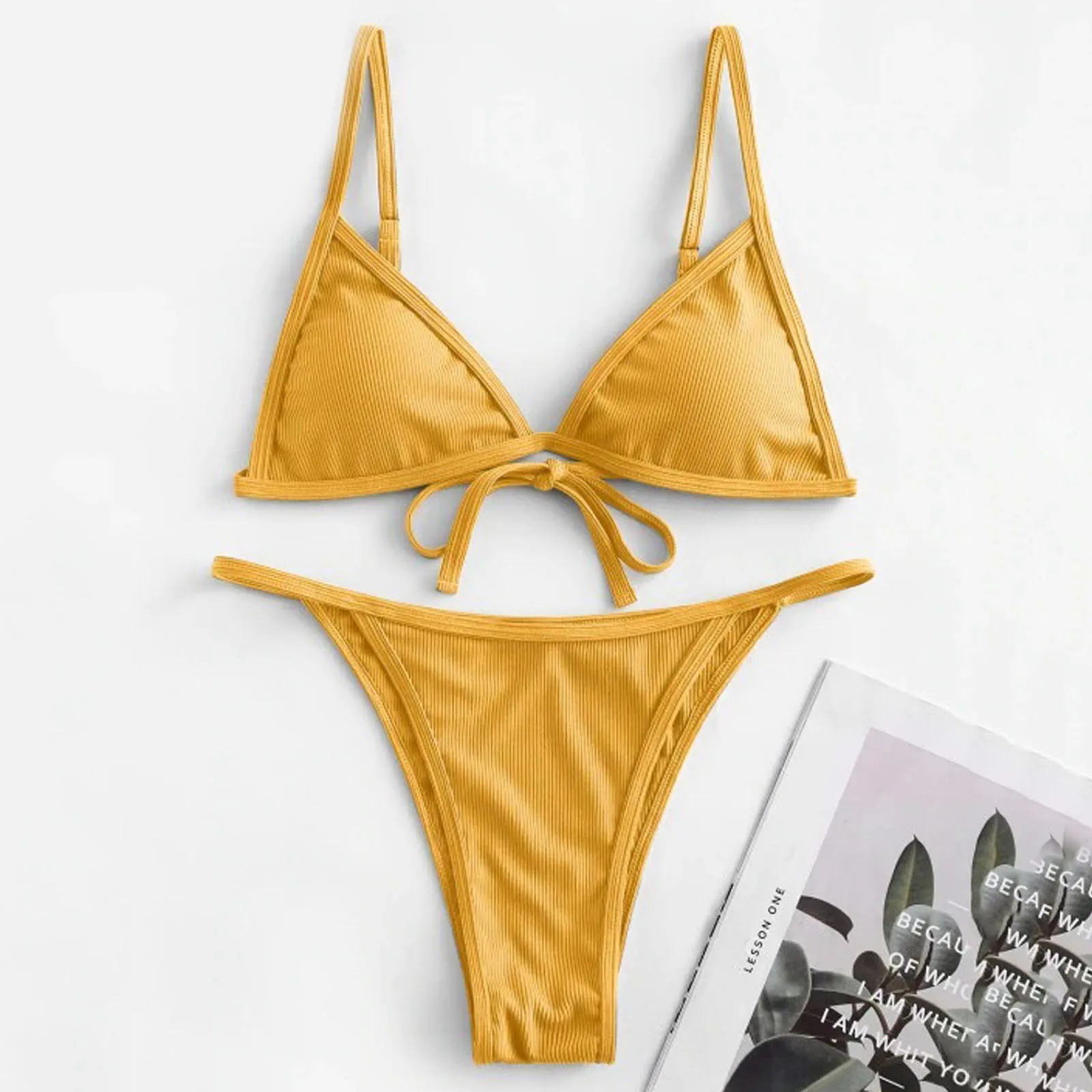 Женский раздельный купальник с принтом в виде юбки
Женский раздельный купальник с принтом в виде юбки