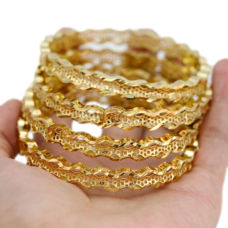 4 Pieces/Batch Ethiopia Dubai Bracelet Gold Lady Bride Wedding African Jewelry Bracelet Arab Middle East Jewelry Retro Style
4 Pieces/Batch Ethiopia Dubai Bracelet Gold Lady Bride Wedding African Jewelry Bracelet Arab Middle East Jewelry Retro Style