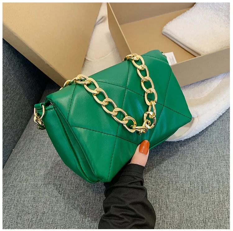 Texture Embroidery Thread Solid Color Fashion Simple Shoulder Women Bag New Chain Hand Small Square Bag
Texture Embroidery Thread Solid Color Fashion Simple Shoulder Women Bag New Chain Hand Small Square Bag