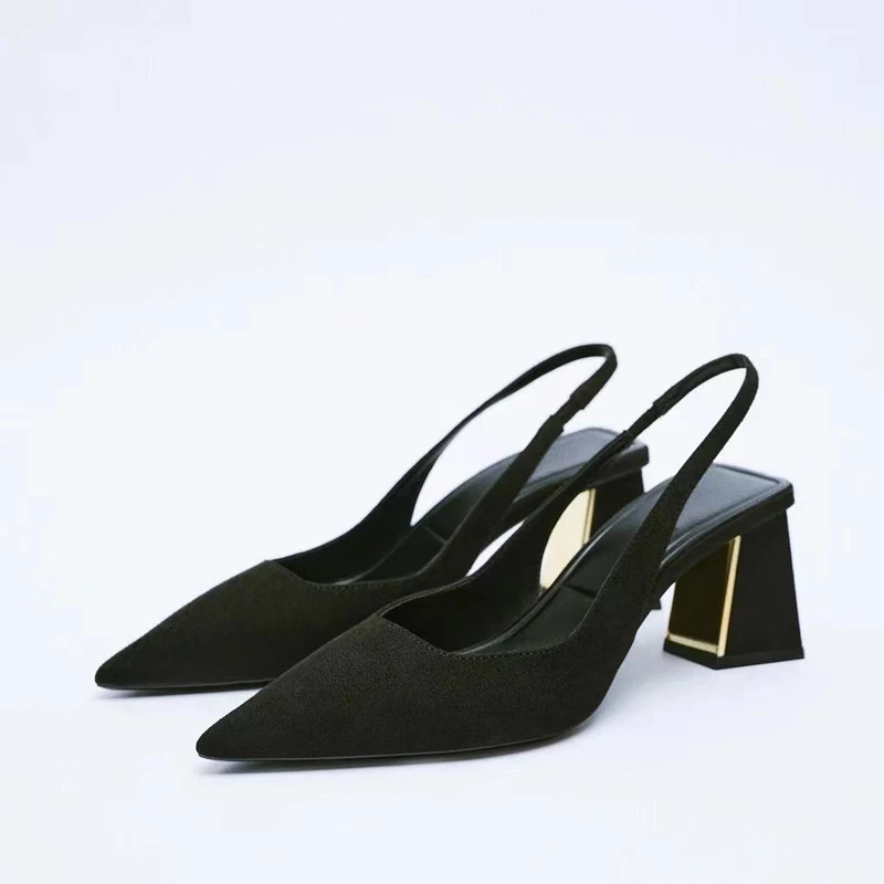 ZRACK 2022 Summer Black Thick High Heels Single Shoes Women Luxury Fashion Pointed Toe Muller Sandals Sexy Pumps Plus Size 41
ZRACK 2022 Summer Black Thick High Heels Single Shoes Women Luxury Fashion Pointed Toe Muller Sandals Sexy Pumps Plus Size 41