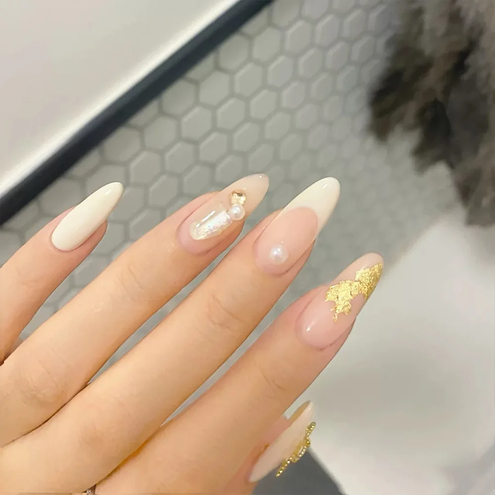 New 24PCS Pearl Fake Nails Long Pointed Head French Style Wearable Press on Nails for Women & Girls False Nails
New 24PCS Pearl Fake Nails Long Pointed Head French Style Wearable Press on Nails for Women & Girls False Nails