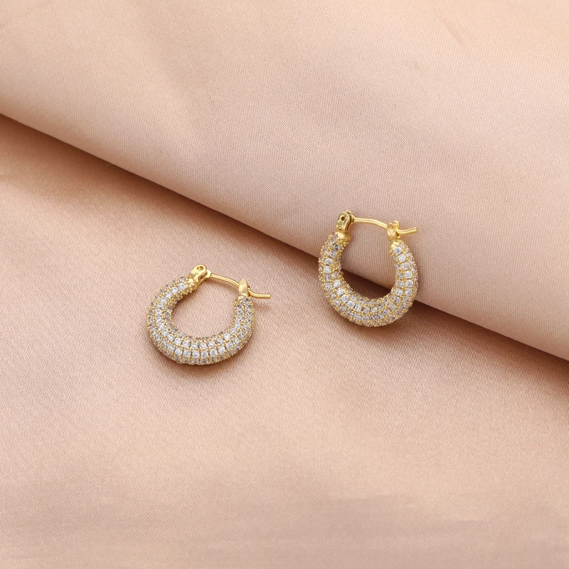 New Fashion 925 Silver Needle Exquisite High Women Jewelry Crystal Zircon Hoop Pendant Earrings Jewelry Set for Girls
New Fashion 925 Silver Needle Exquisite High Women Jewelry Crystal Zircon Hoop Pendant Earrings Jewelry Set for Girls
