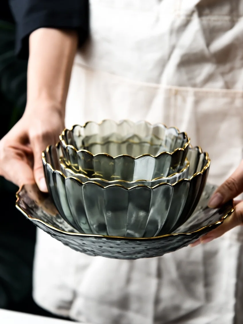Golden Trim Hammered Pattern Salad Creative Glass Transparent Dessert Ice Cream Fruit Bowl Household
Golden Trim Hammered Pattern Salad Creative Glass Transparent Dessert Ice Cream Fruit Bowl Household
