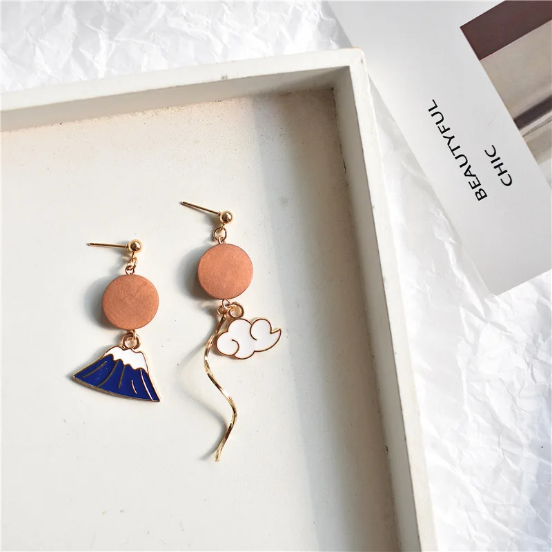 Vintage Asymmetric Drop Earrings for women Japanese Fuji Mountain Dangle Earrings Red Fish Wood Circle Brincos Fashion Jewelry
Vintage Asymmetric Drop Earrings for women Japanese Fuji Mountain Dangle Earrings Red Fish Wood Circle Brincos Fashion Jewelry