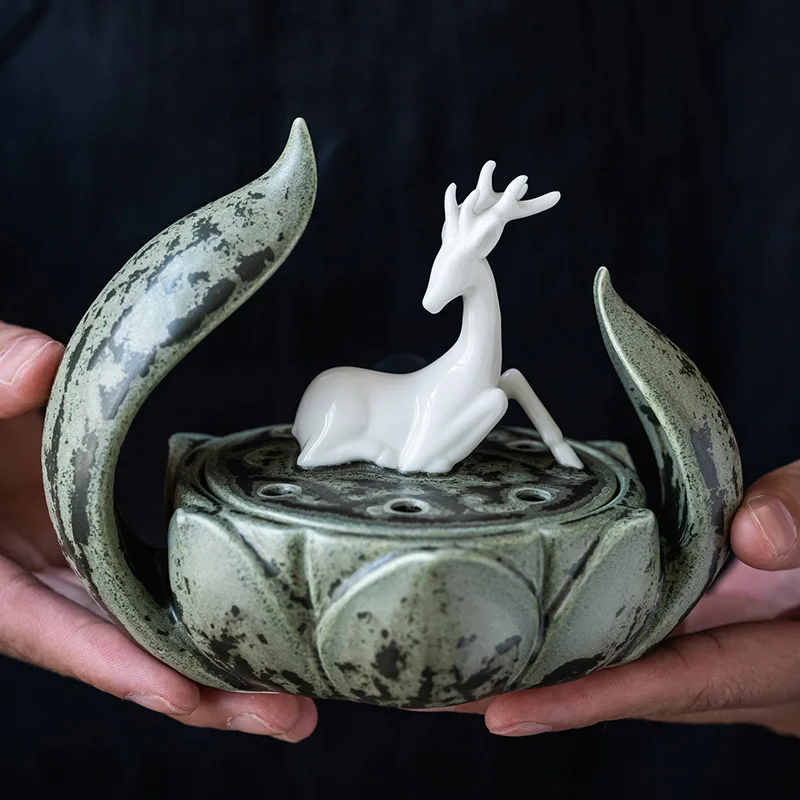 New Cartoon Creative Ceramic Plate Incense Burner Indoor Aromatherapy Tea Ceremony Zen Ornaments Sandalwood Incense Burner
New Cartoon Creative Ceramic Plate Incense Burner Indoor Aromatherapy Tea Ceremony Zen Ornaments Sandalwood Incense Burner