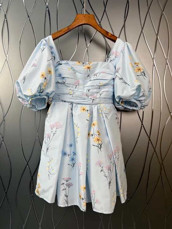 2022 new women fashion square neck puff sleeves high waist A line elegant print dress 424
2022 new women fashion square neck puff sleeves high waist A line elegant print dress 424