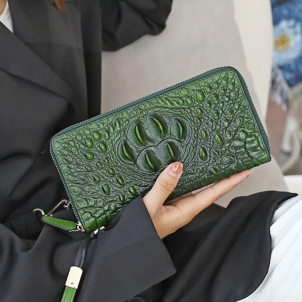 Crocodile Pattern Leather Women's Wallet Clutch Luxury Women's Phone Pocket Zip Women's Wallet and Wallet Card Holder
Crocodile Pattern Leather Women's Wallet Clutch Luxury Women's Phone Pocket Zip Women's Wallet and Wallet Card Holder