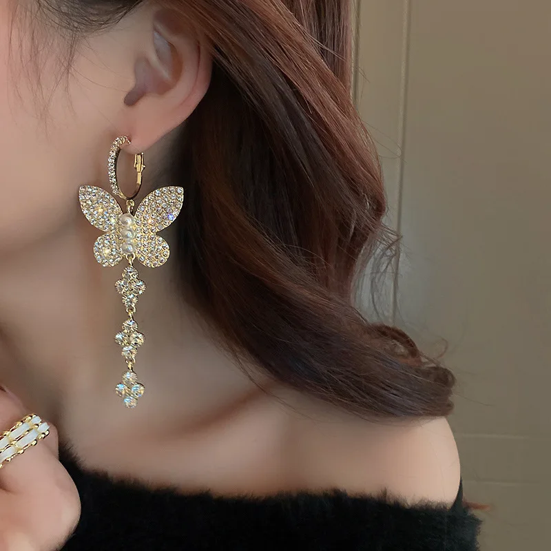 KAITIN Inlaid Rhinestone Butterfly Earrings for Women 2023 Korean Fashion Long Tassel Flower Earrings Exaggerated Party Jewelry
KAITIN Inlaid Rhinestone Butterfly Earrings for Women 2023 Korean Fashion Long Tassel Flower Earrings Exaggerated Party Jewelry