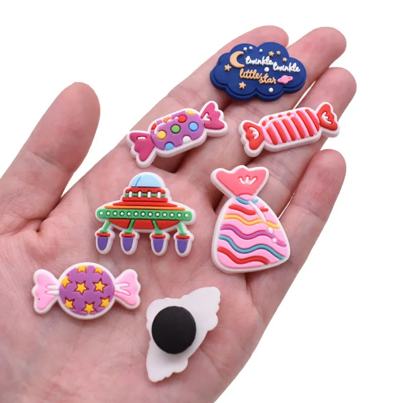 Hot Sale 1pcs Love Candy Lollipop Star Shoe Charms Pink Cute Girls Series Shoe Accessorie DIY For Croc Jibz Fit Wristbands
Hot Sale 1pcs Love Candy Lollipop Star Shoe Charms Pink Cute Girls Series Shoe Accessorie DIY For Croc Jibz Fit Wristbands