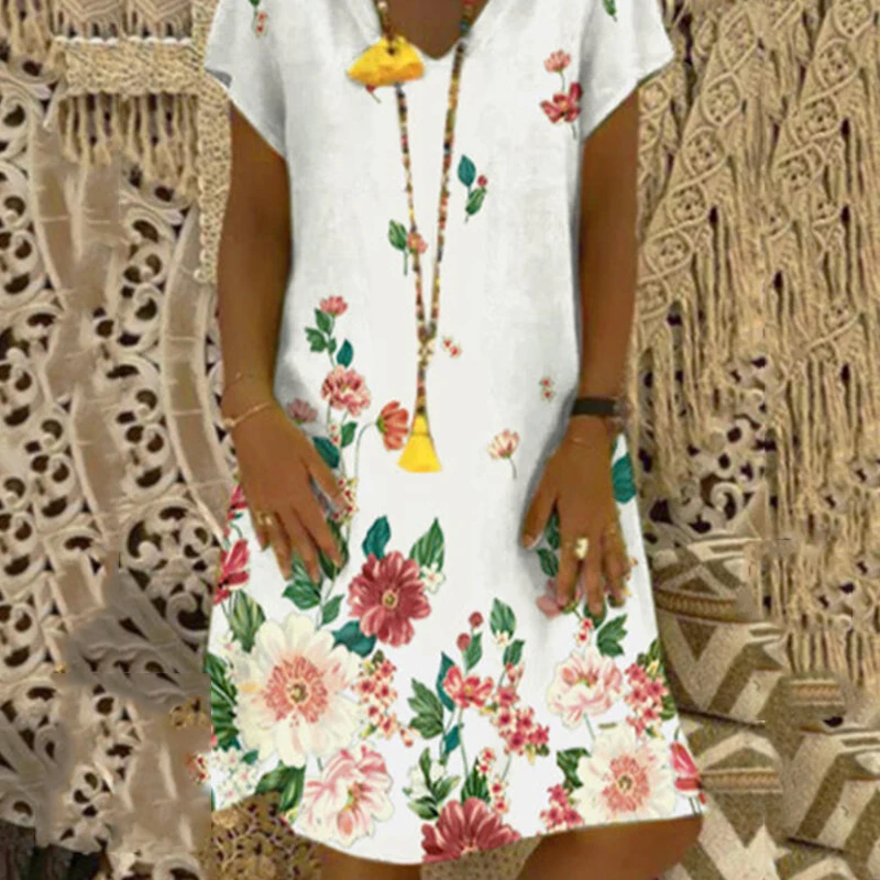 2022 New 3XL Plus Size V-neck Flowers Printed Short Sleeve Women's Dress Knee-Length Casual Loose Dresses Vestidos Para Mujer
2022 New 3XL Plus Size V-neck Flowers Printed Short Sleeve Women's Dress Knee-Length Casual Loose Dresses Vestidos Para Mujer