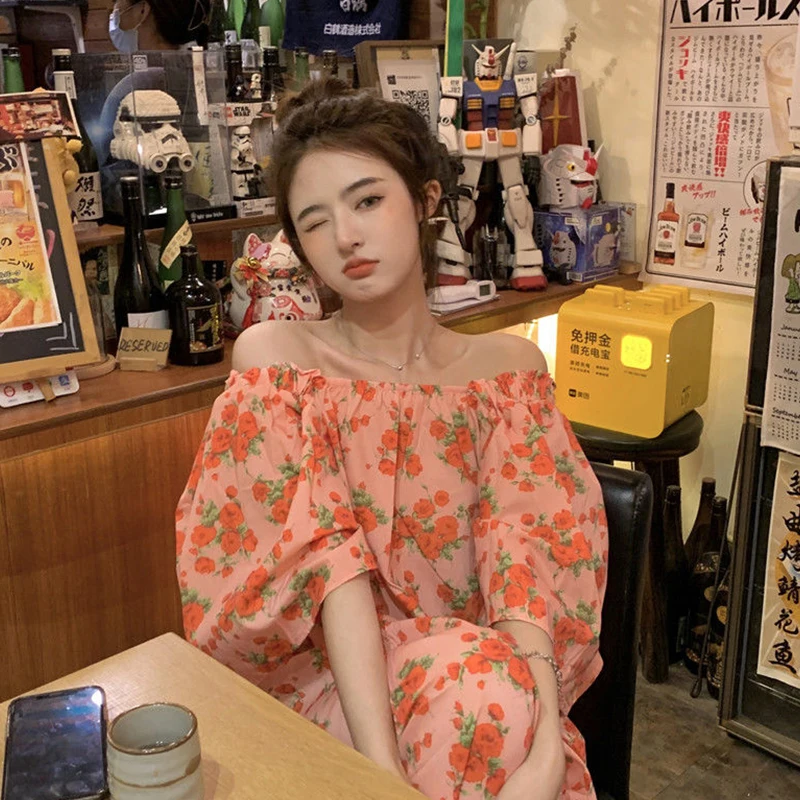 Plus Size Women's Dresses Multi-Wear Method One Word Collar Long Dress With Sweet Floral Summer Short Sleeve Dress
Plus Size Women's Dresses Multi-Wear Method One Word Collar Long Dress With Sweet Floral Summer Short Sleeve Dress