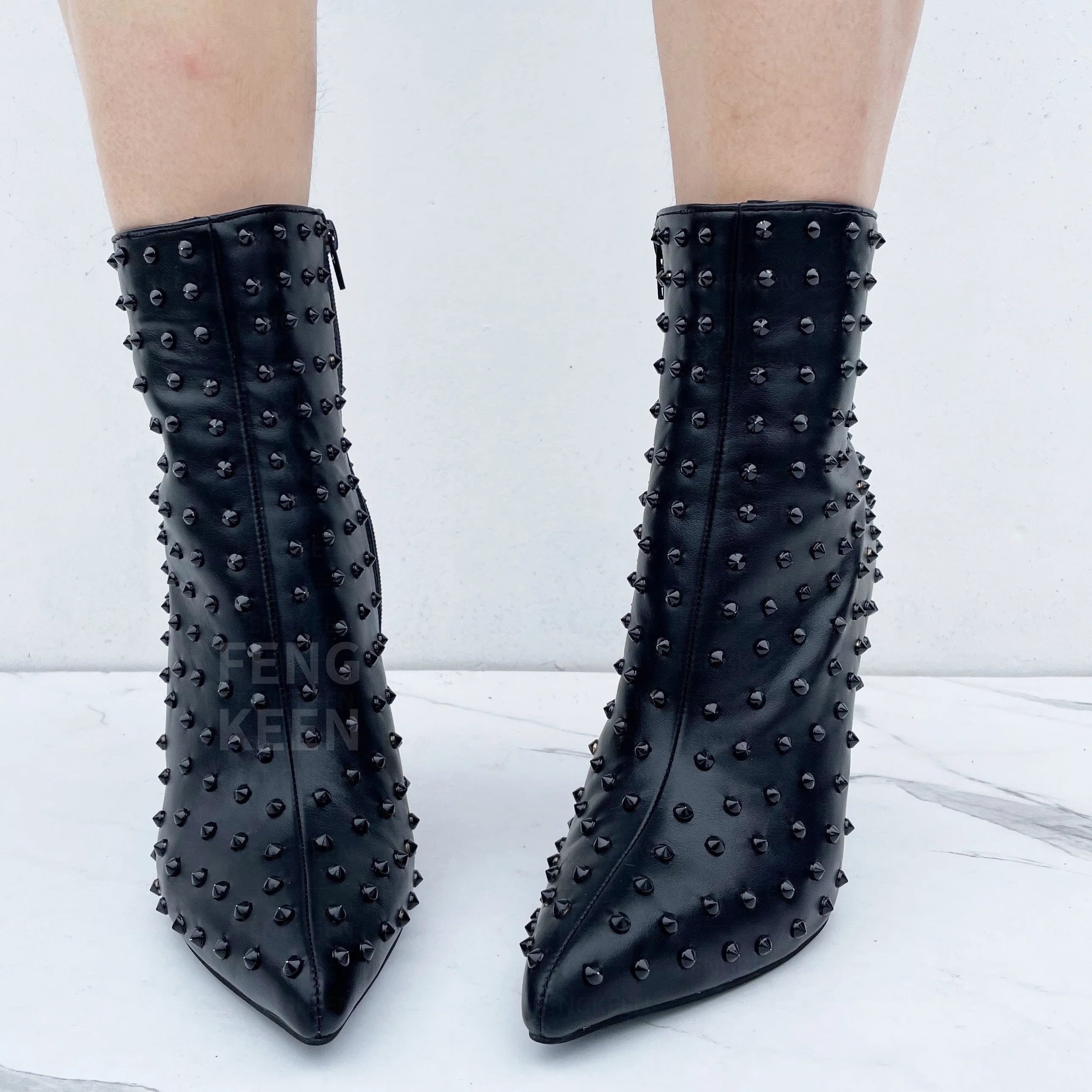 Женские и мужские ботильоны с заклепками FENGKEEN, черные или матовые ботильоны на очень высоком каблуке, ботинки больших размеров, 14, 45, 47, 
Женские и мужские ботильоны с заклепками FENGKEEN, черные или матовые ботильоны на очень высоком каблуке, ботинки больших размеров, 14, 45, 47,