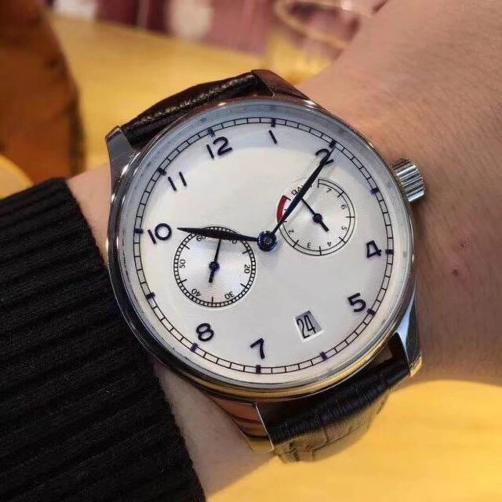 Мужские автоматические механические часы с коричневым кожаным португальским белым циферблатом
Мужские автоматические механические часы с коричневым кожаным португальским белым циферблатом