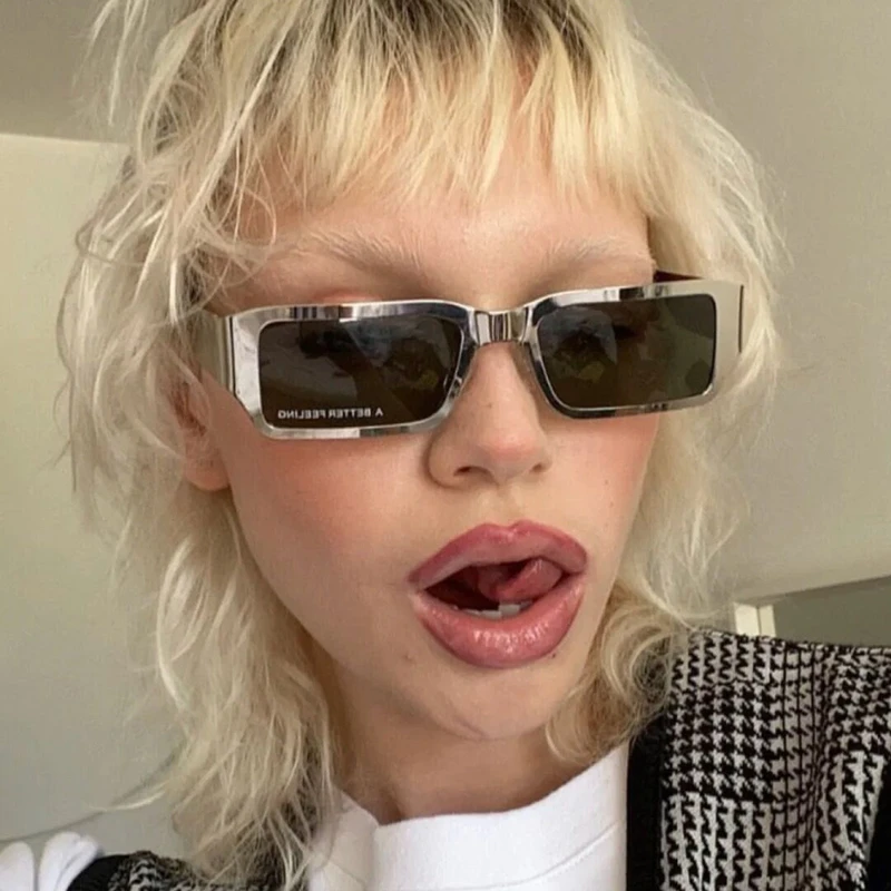 Metal Frame Woman Sunglasses Punk Style Square Small Woman Sun Glasses Brand Designer Vintage Gafas De Sol Mujer
Metal Frame Woman Sunglasses Punk Style Square Small Woman Sun Glasses Brand Designer Vintage Gafas De Sol Mujer
