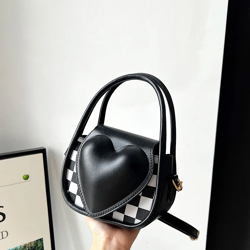 2022 Trend Heart Women's Bag New PU Leather Crossbody Shoulder Bag Female Green Small Tote Luxury Designer Handbag Fashion Purse
2022 Trend Heart Women's Bag New PU Leather Crossbody Shoulder Bag Female Green Small Tote Luxury Designer Handbag Fashion Purse