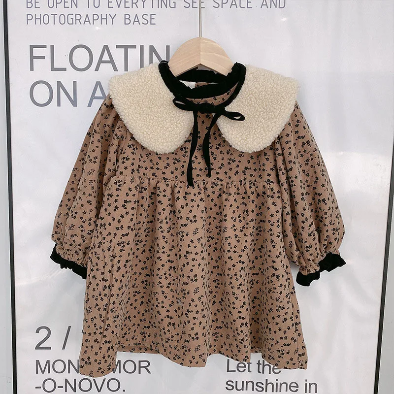 Korean Style Kids Floral Costumes Baby Girl Flower Vintage Dresses New Fashion Children's Winter Fue Collar Princess Vestidos
Korean Style Kids Floral Costumes Baby Girl Flower Vintage Dresses New Fashion Children's Winter Fue Collar Princess Vestidos