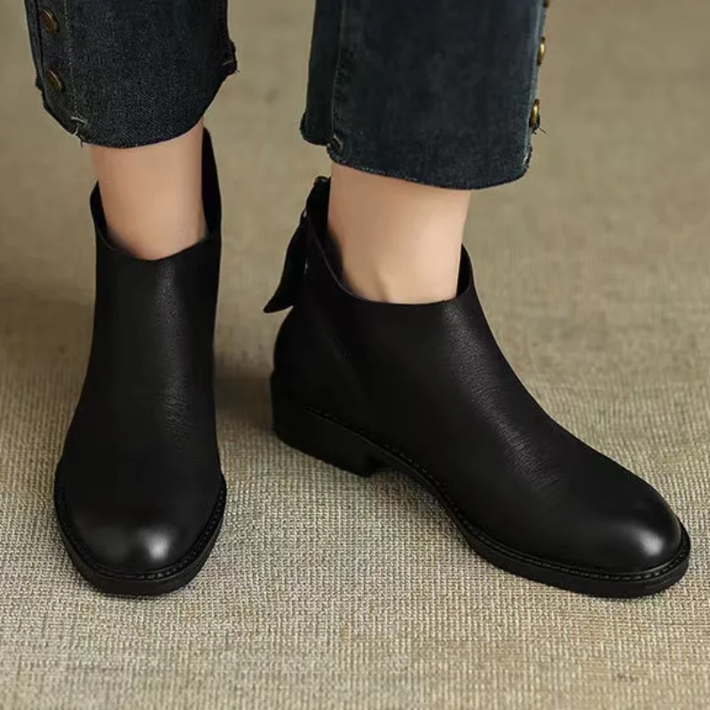 

Botas Chelsea de estilo británico para mujer, botines de punta redonda, color negro, 2022