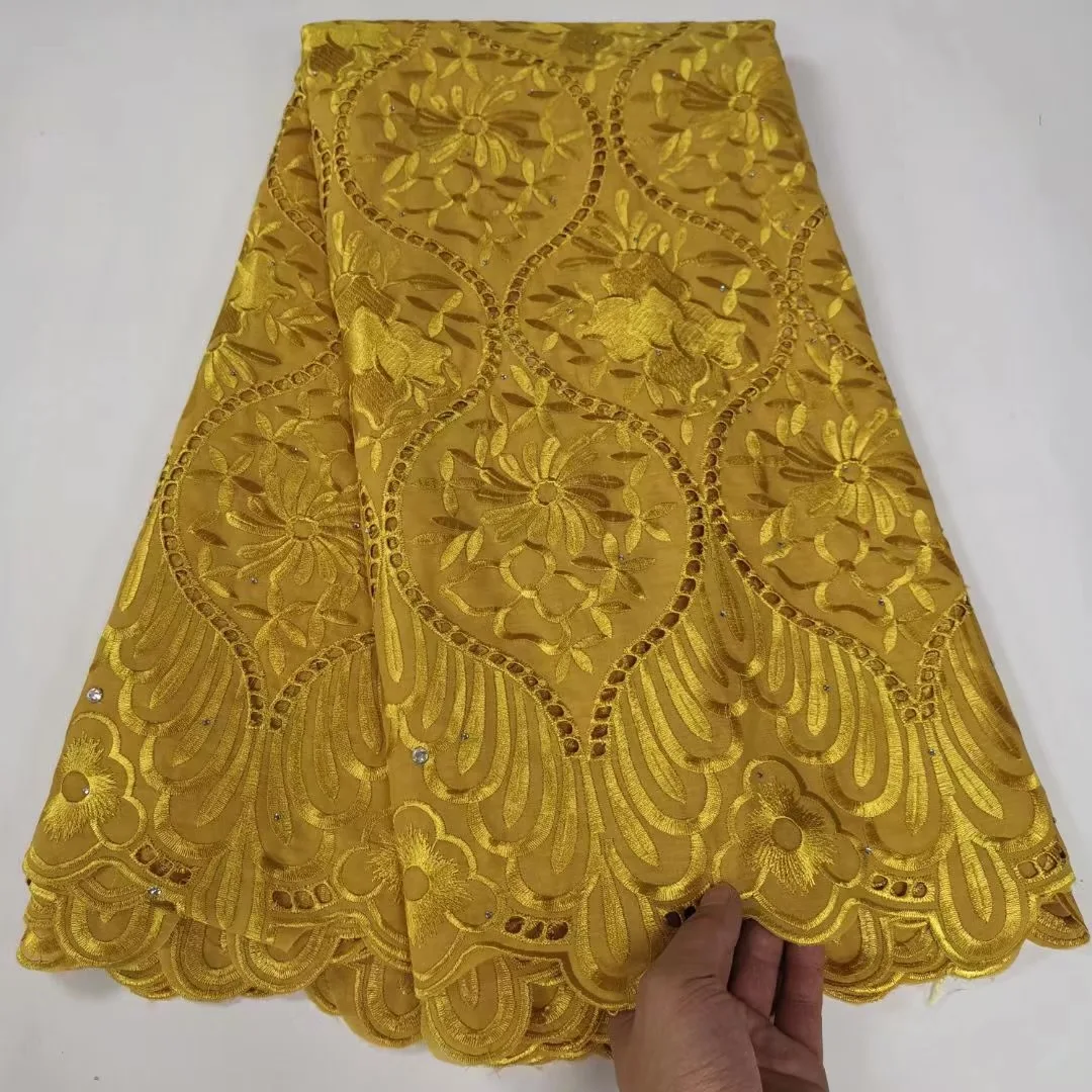 2022 African Lace Fabric High Quality Swiss Voile Lace African 100% Cotton Lace Fabric 5Yard Swiss Lace Fabric for Wedding Dress
2022 African Lace Fabric High Quality Swiss Voile Lace African 100% Cotton Lace Fabric 5Yard Swiss Lace Fabric for Wedding Dress