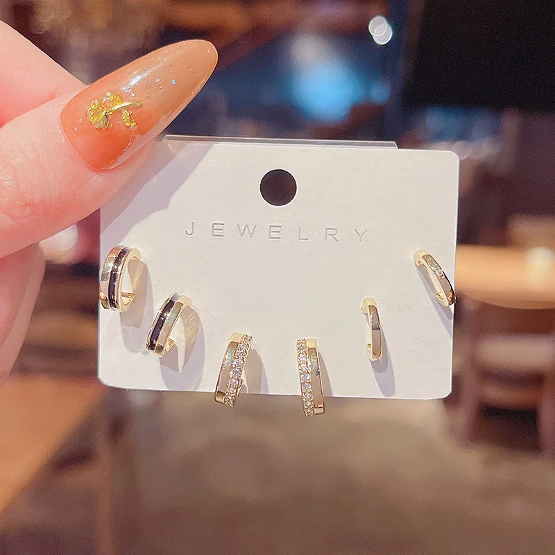 3pairs S925 Sterling Silver Needle Minimalism Zircon Decor Gliterring Hoop Earrings
3pairs S925 Sterling Silver Needle Minimalism Zircon Decor Gliterring Hoop Earrings