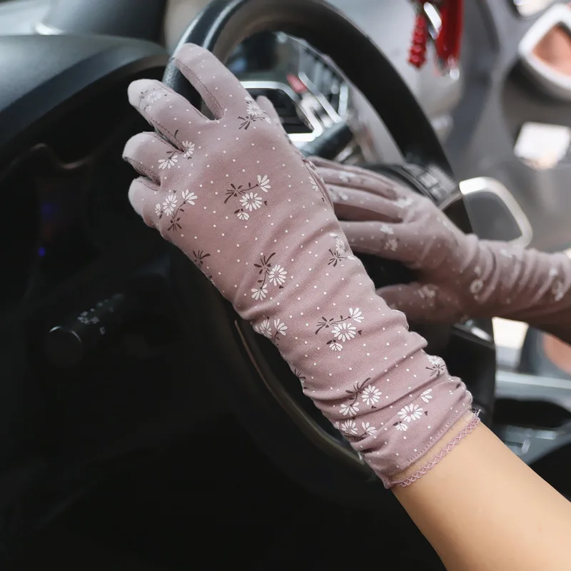 2022 Women Mid-long Summer Cotton Print Cycling Thin Touch Screen Non-slip Sun Breathable Protection Car Driving Gloves
2022 Women Mid-long Summer Cotton Print Cycling Thin Touch Screen Non-slip Sun Breathable Protection Car Driving Gloves