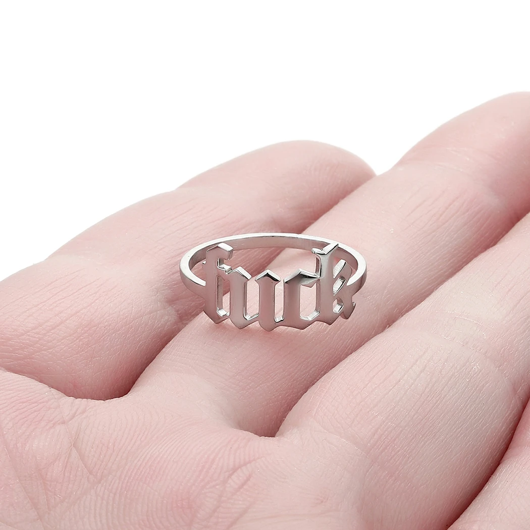 Кольца для мужчин и женщин с английским именем золотого и серебряного цвета из нержавеющей стали
Кольца для мужчин и женщин с английским именем золотого и серебряного цвета из нержавеющей стали