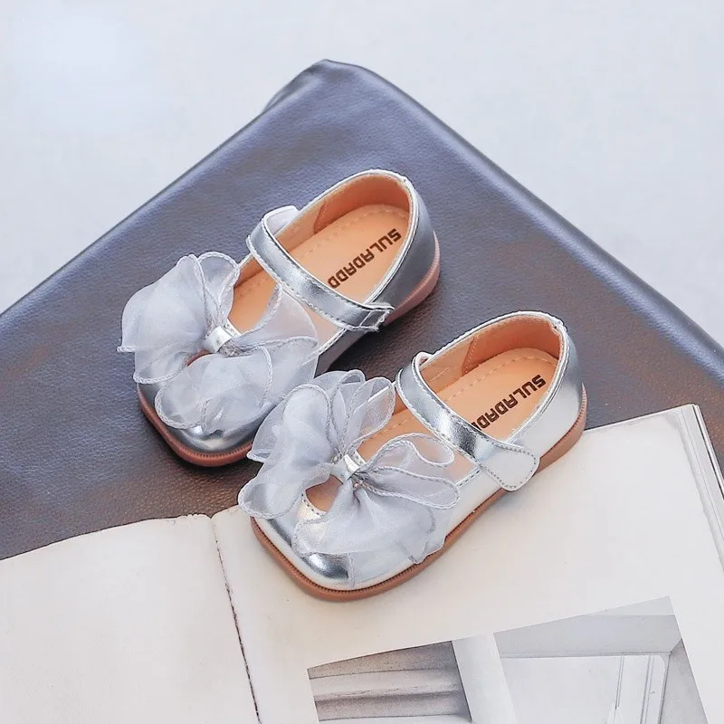 Girls' Princess Shoes 2022 New Spring Summer Children Leather Shoes Fashion Kids Bow Soft Flats Single Shoes G831
Girls' Princess Shoes 2022 New Spring Summer Children Leather Shoes Fashion Kids Bow Soft Flats Single Shoes G831