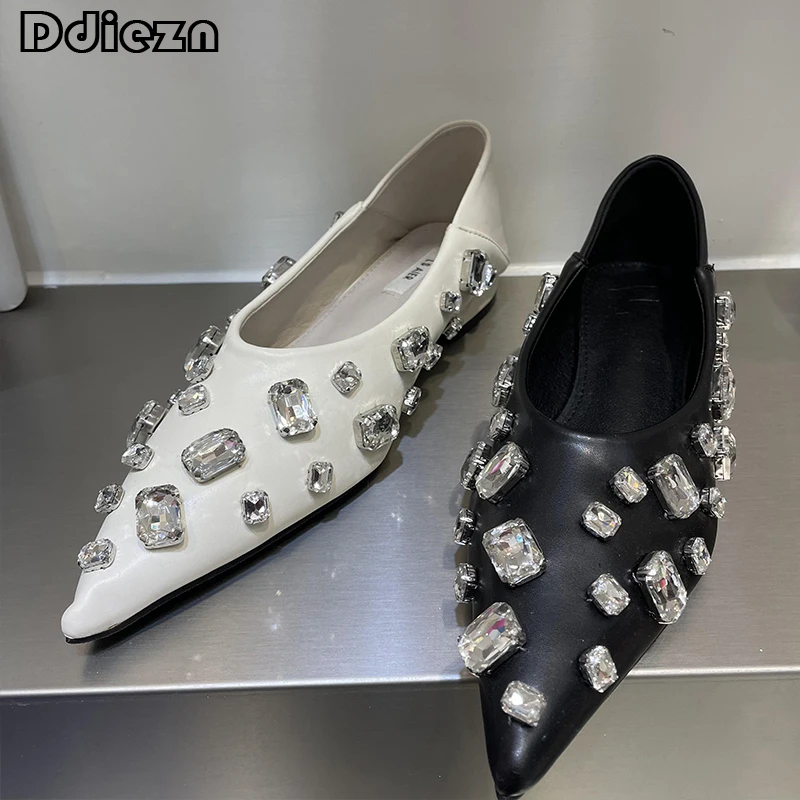 2023 Summer Woman Flats Shoes Luxury Rhinestones Fashion Pointed Toe Ladies Flat With Shoes Shallow Casual Elegant Female Slides
2023 Summer Woman Flats Shoes Luxury Rhinestones Fashion Pointed Toe Ladies Flat With Shoes Shallow Casual Elegant Female Slides