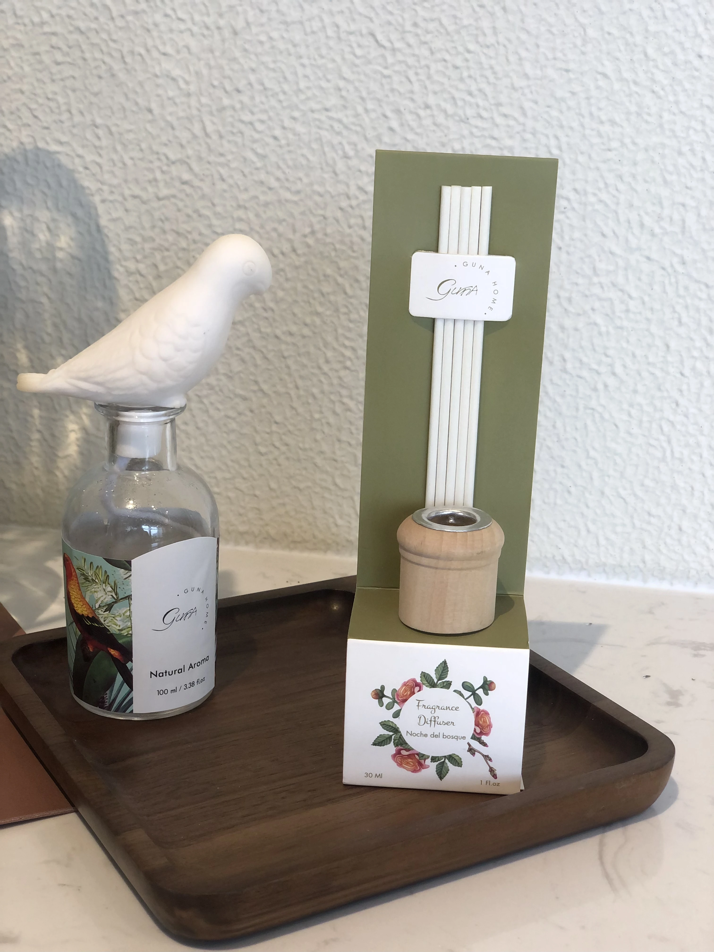 Reed Diffuser Bottle Perfume Home Air Freshner Lavender Lily Ocean Apple Fruit Popular Smell Fragrance Forest Noche
Reed Diffuser Bottle Perfume Home Air Freshner Lavender Lily Ocean Apple Fruit Popular Smell Fragrance Forest Noche
