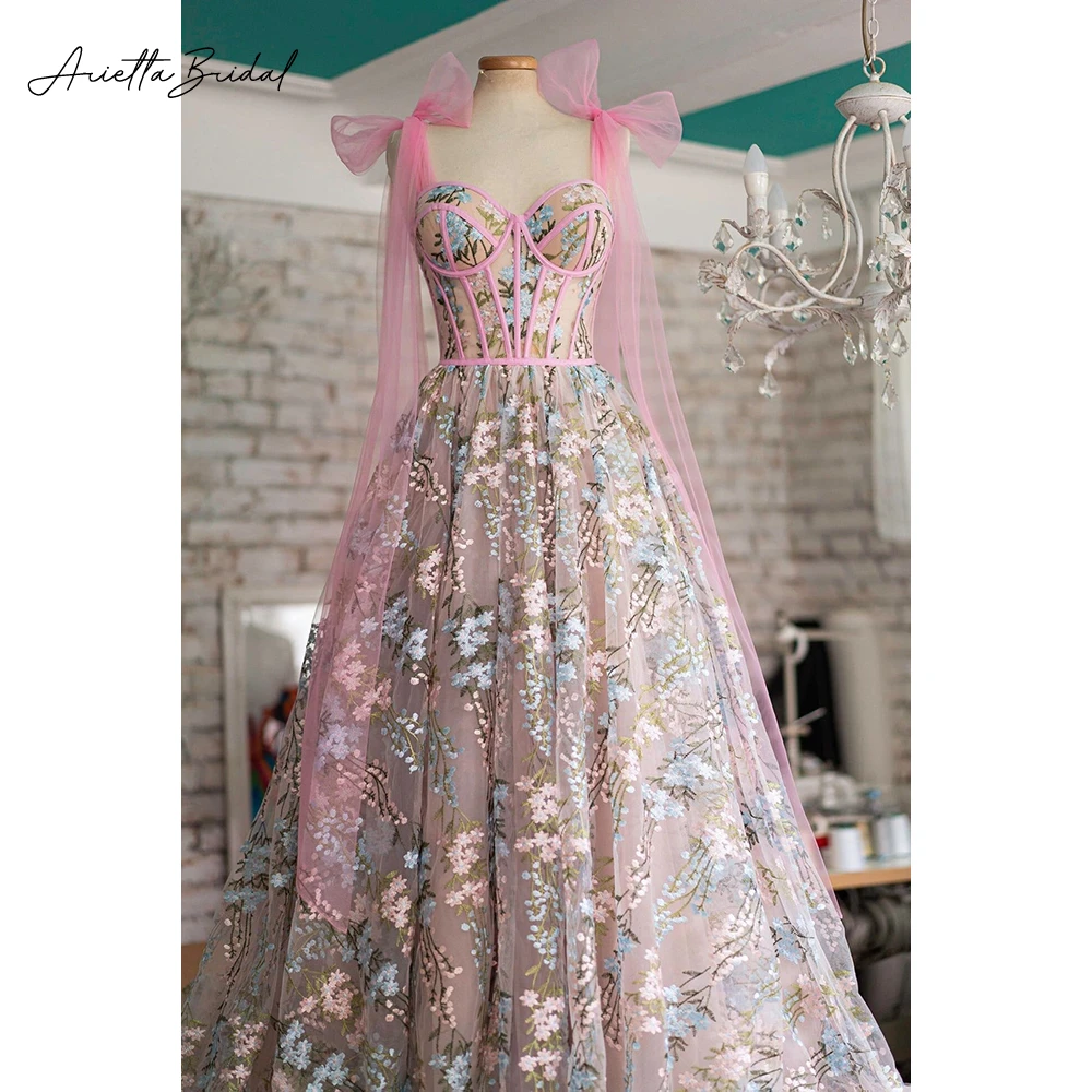 Arietta Pink Floral Embroidery Lace Maxi Prom Dresses Sweetheart Bow Straps Exposed Boning A-Line Evening Party Gowns
Arietta Pink Floral Embroidery Lace Maxi Prom Dresses Sweetheart Bow Straps Exposed Boning A-Line Evening Party Gowns