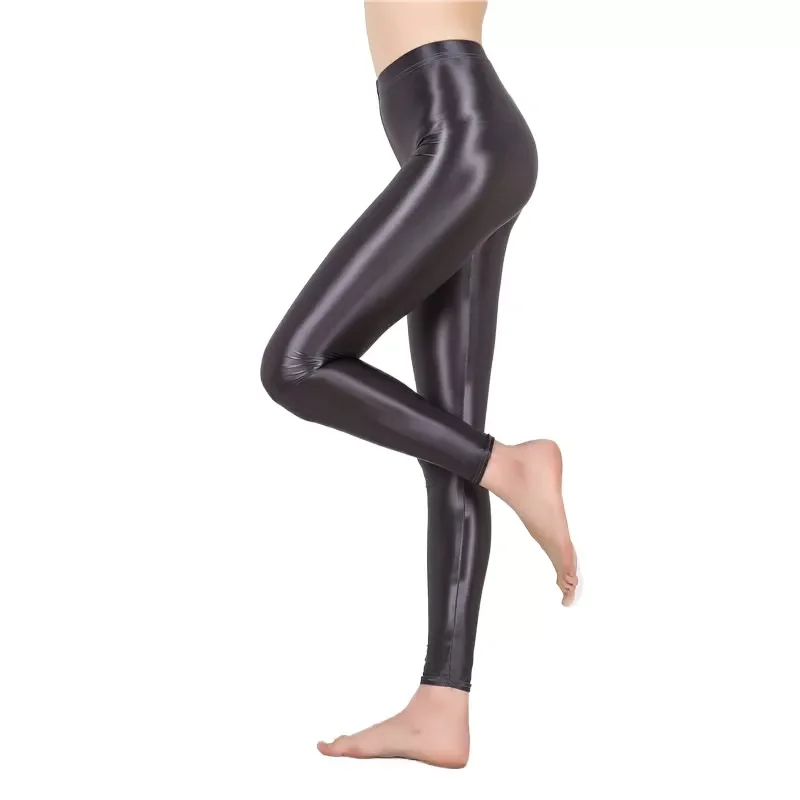 NEW 2023 Sexy Women's Leggings for Fitness Transparent Leggins Push Up Sportswear Spandex Shiny Pants Full Length Basic Soft
NEW 2023 Sexy Women's Leggings for Fitness Transparent Leggins Push Up Sportswear Spandex Shiny Pants Full Length Basic Soft
