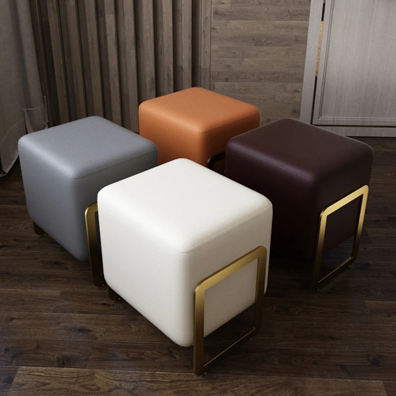 Living Room Sofa Stool Vanity Modern Minimalist Small Hallway Pedicure Stool Low Bedside Table Meuble Salon Household Supplies
Living Room Sofa Stool Vanity Modern Minimalist Small Hallway Pedicure Stool Low Bedside Table Meuble Salon Household Supplies