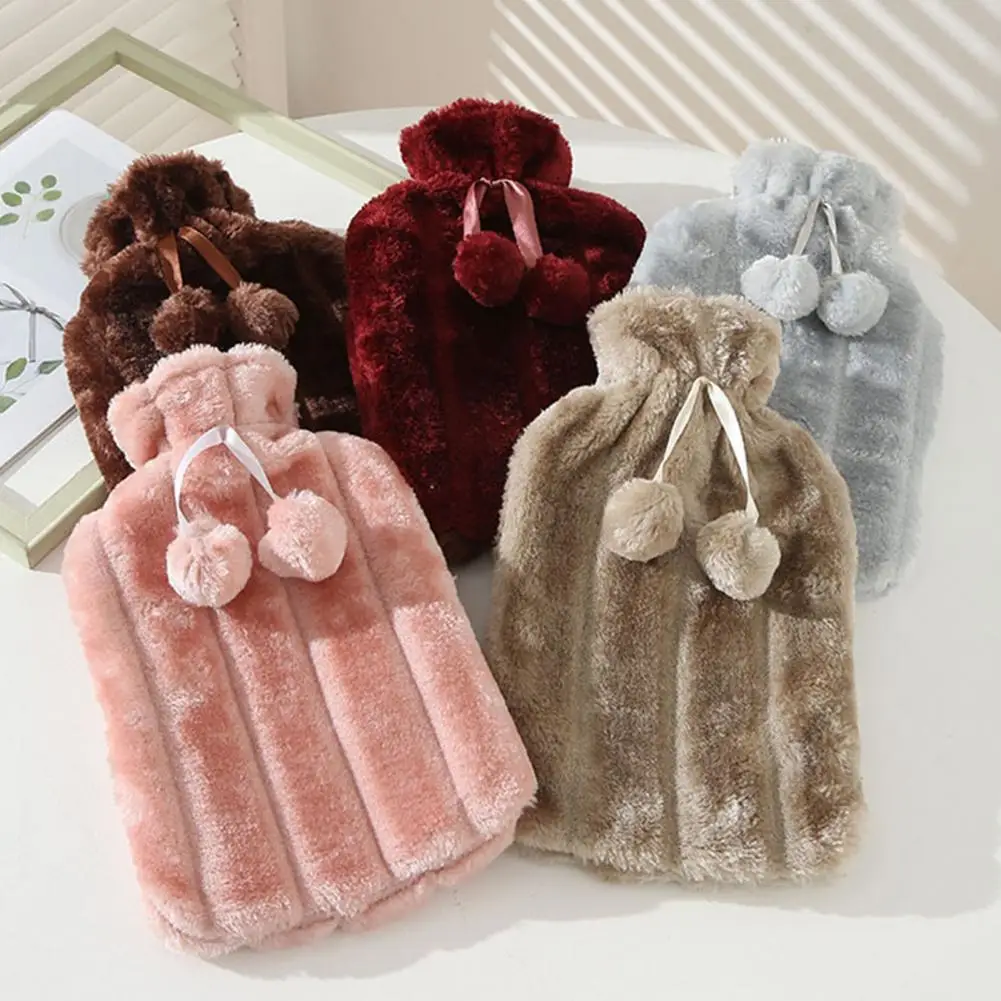 2000ML Universal Hot Water Bag Good Heat Retention Water Filling Faux Rabbit Fur Cloth Covered Portable Hand Warmer for Bedroom
2000ML Universal Hot Water Bag Good Heat Retention Water Filling Faux Rabbit Fur Cloth Covered Portable Hand Warmer for Bedroom