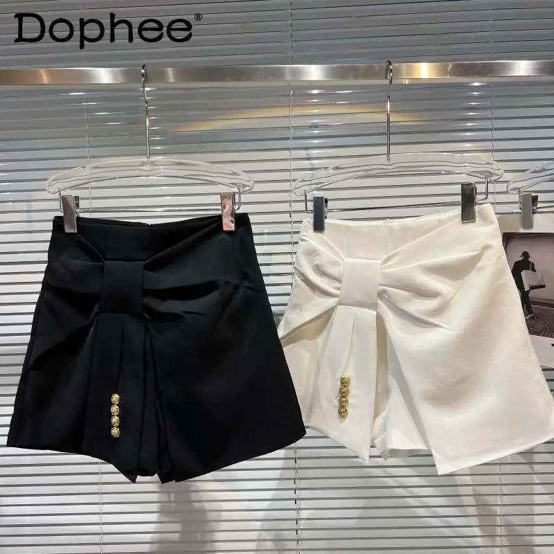 2022 Spring New Sweet Bow Buttons Three-Point Suit Shorts Skirt Women High Waist White Straight Shorts Girls Short Pants Fashion 
2022 Spring New Sweet Bow Buttons Three-Point Suit Shorts Skirt Women High Waist White Straight Shorts Girls Short Pants Fashion